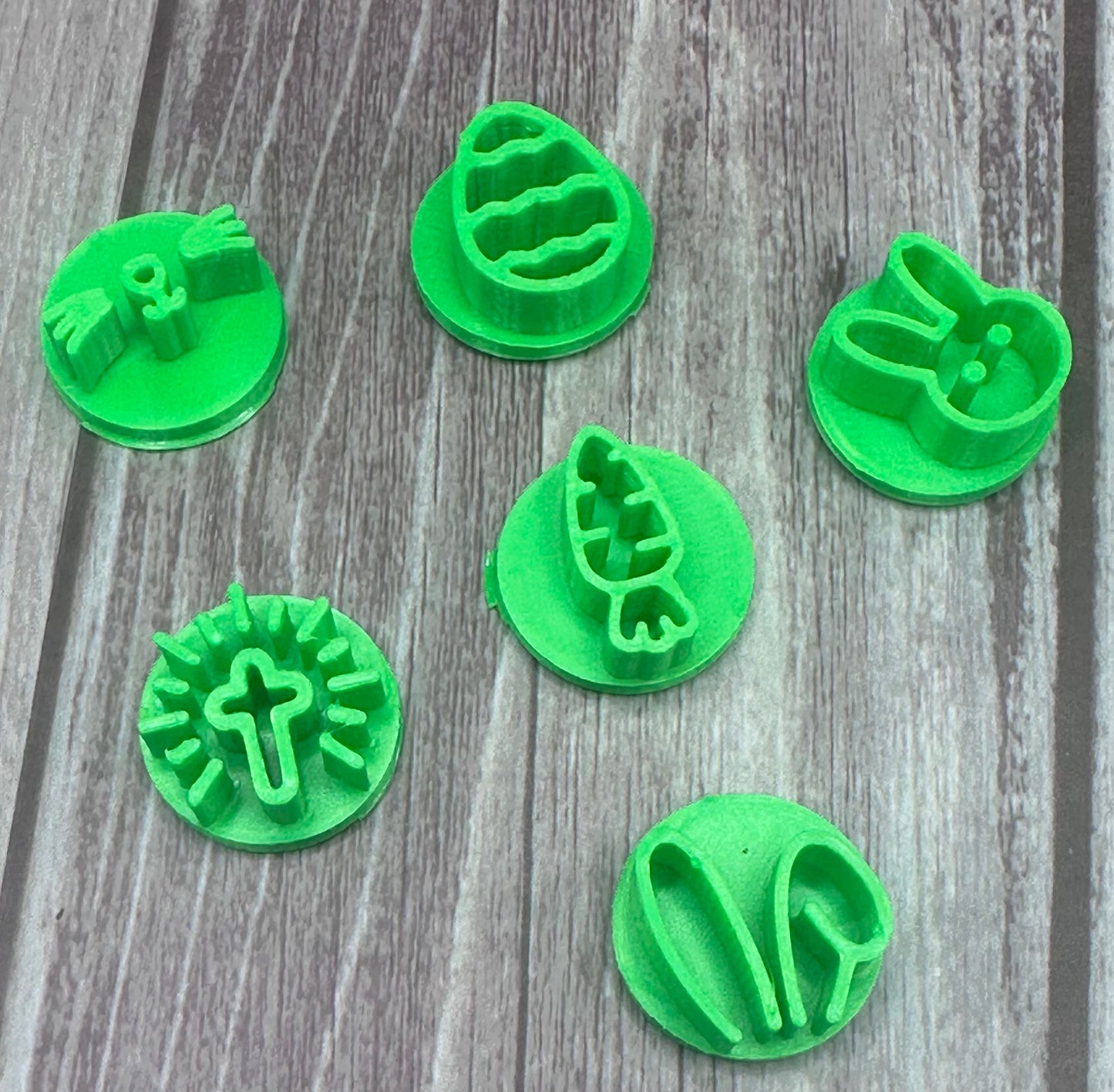 Sellos Pascua 2 cm 6pz