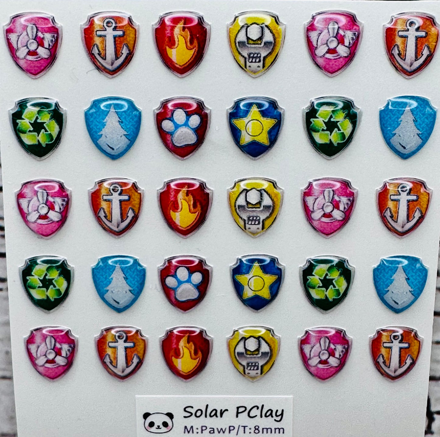 Insignias Pata 8mm 30 unidades