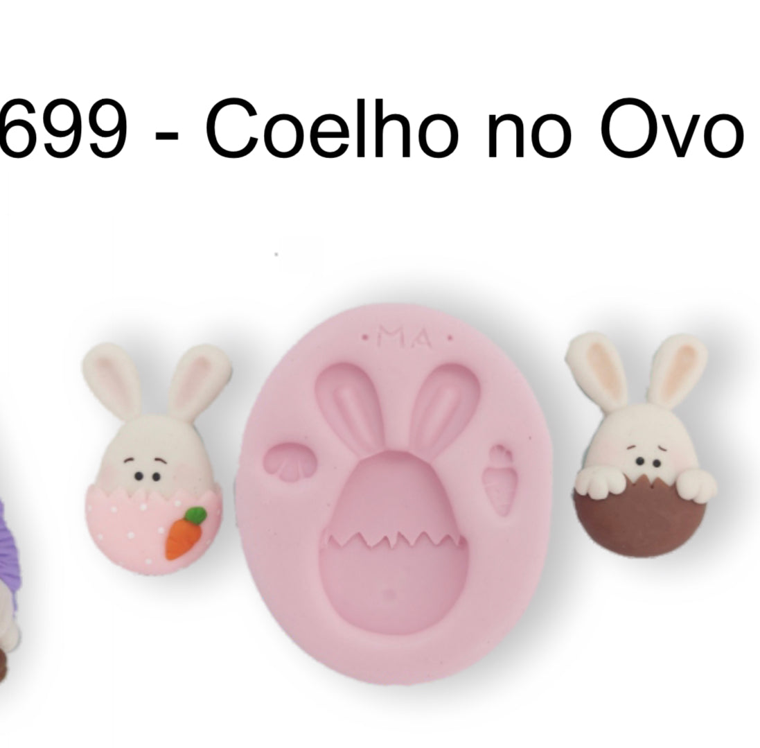 699 Coelho no Ovo