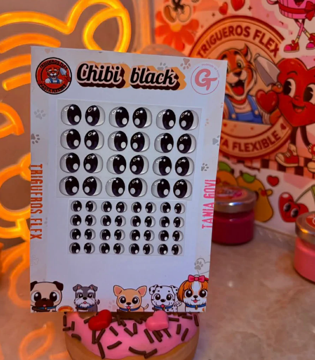Carterita Ojitos Chibi Black (TF)